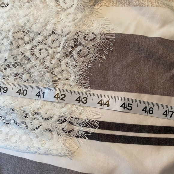 Allandwell white lace dress NWT size large - Picture 10 of 12